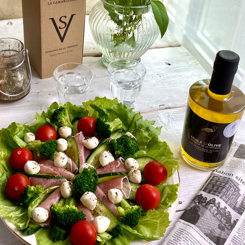 サラダにかけるだけ