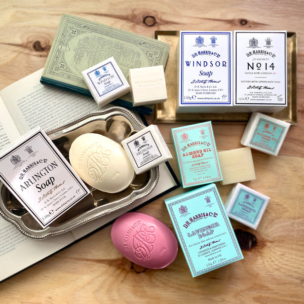 【極美品】D.R. Harris セラミック石鹸トレイ 極美品】D.R. Harris セラミック石鹸トレイ