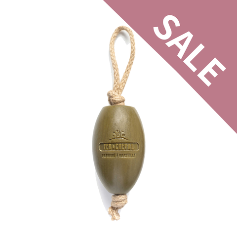 吊るせて便利 - ハンキングソープ（オリーブ型）